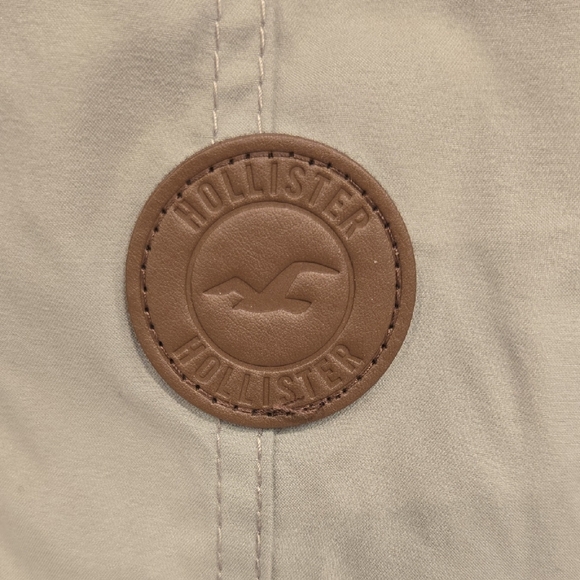 Hollister Gray Utility Jacket with Faux Fur Hood - Picture 6 of 13